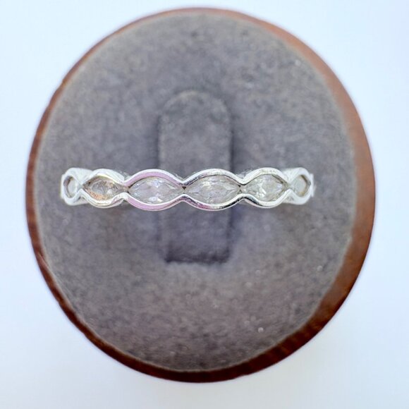 VTG Solid Sterling Silver 925 Marquise Cut Cubic Zirconia Ring Size 9.75 - Picture 1 of 9